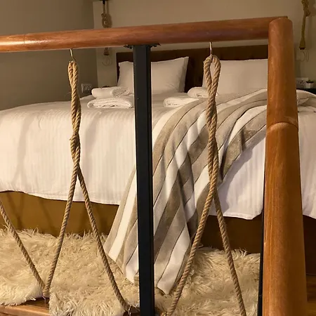 ホテル Duplex 3*