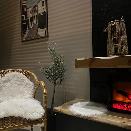 Отель Duplex Корча